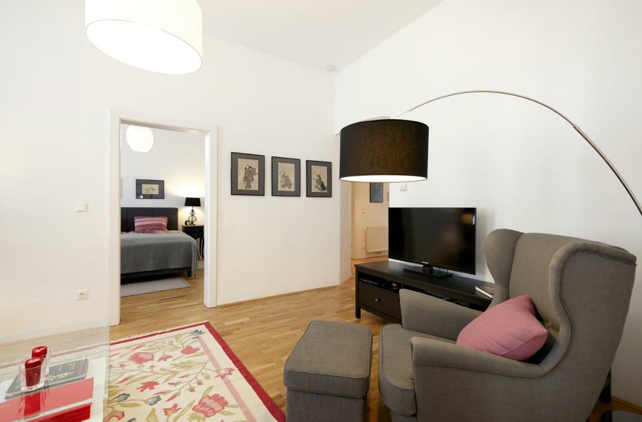 Apartment Theresiengasse Vienna Esterno foto